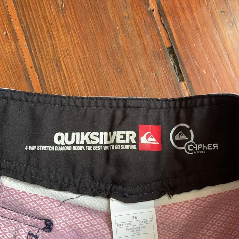 Quiksilver red white and blue striped unlined board shorts sz 28